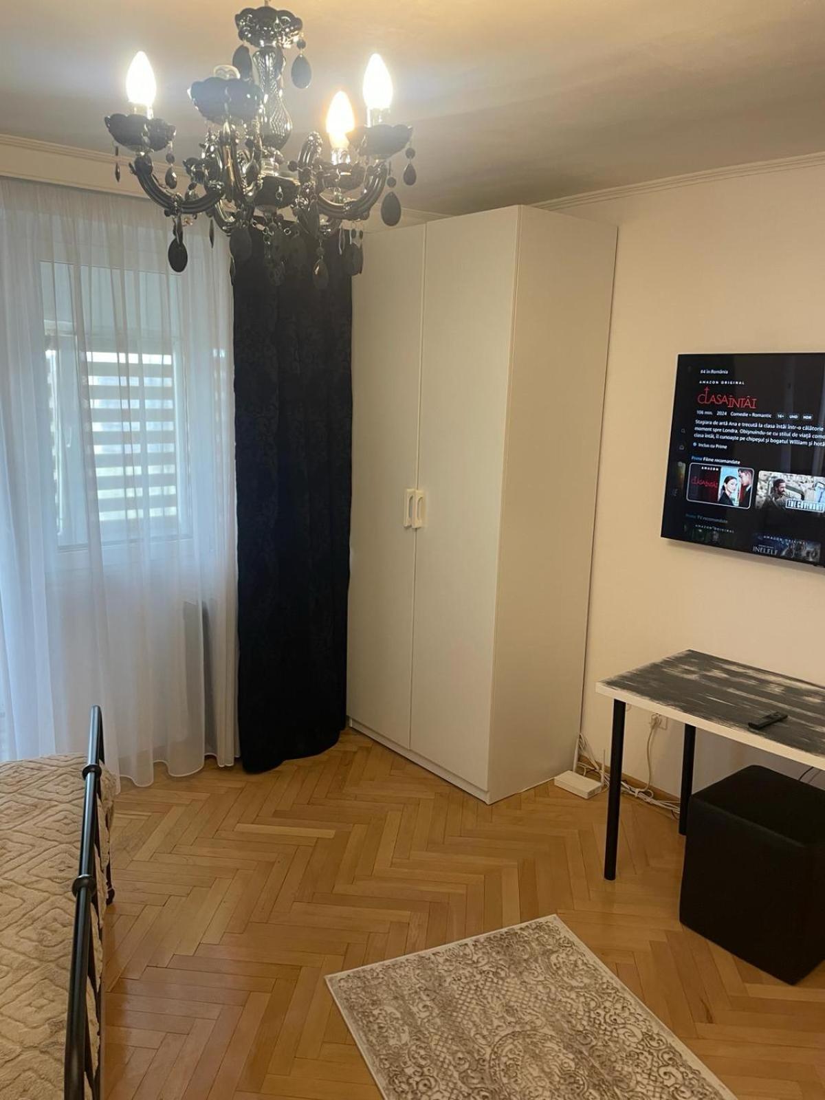 Emm Apartament - 100M Parc Si Metrou Tinererului Бухарест Экстерьер фото